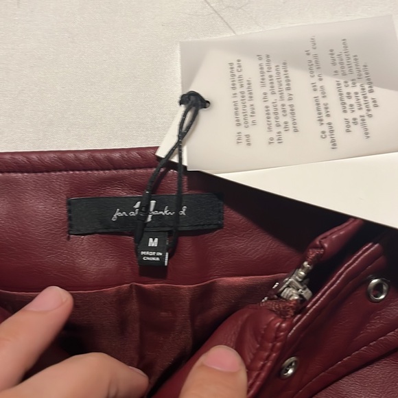 $150 7 For All Mankind Size M Faux Leather Moto Mini Skirt NWT - Picture 5 of 6